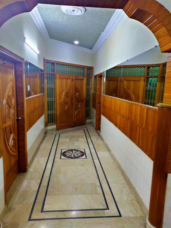 Karachi Motel Buitenkant foto