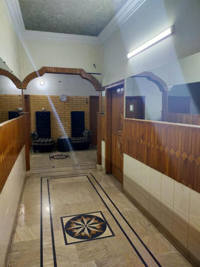 Karachi Motel Buitenkant foto